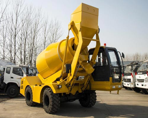 self-loading-concrete-mixers-for-sale